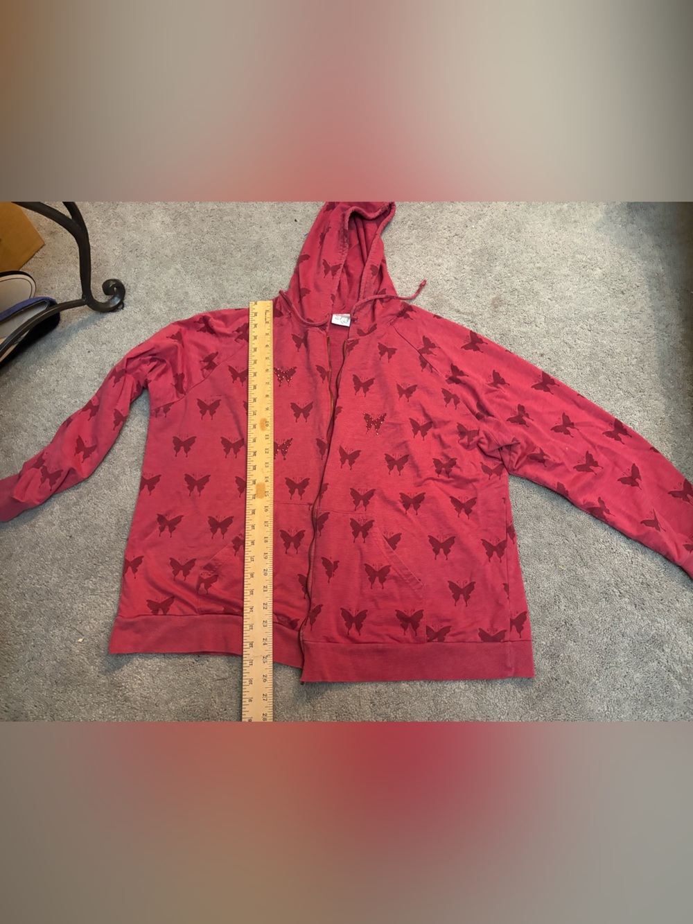 Butterfly Dsigns Red Pullover with Butterfly Tag